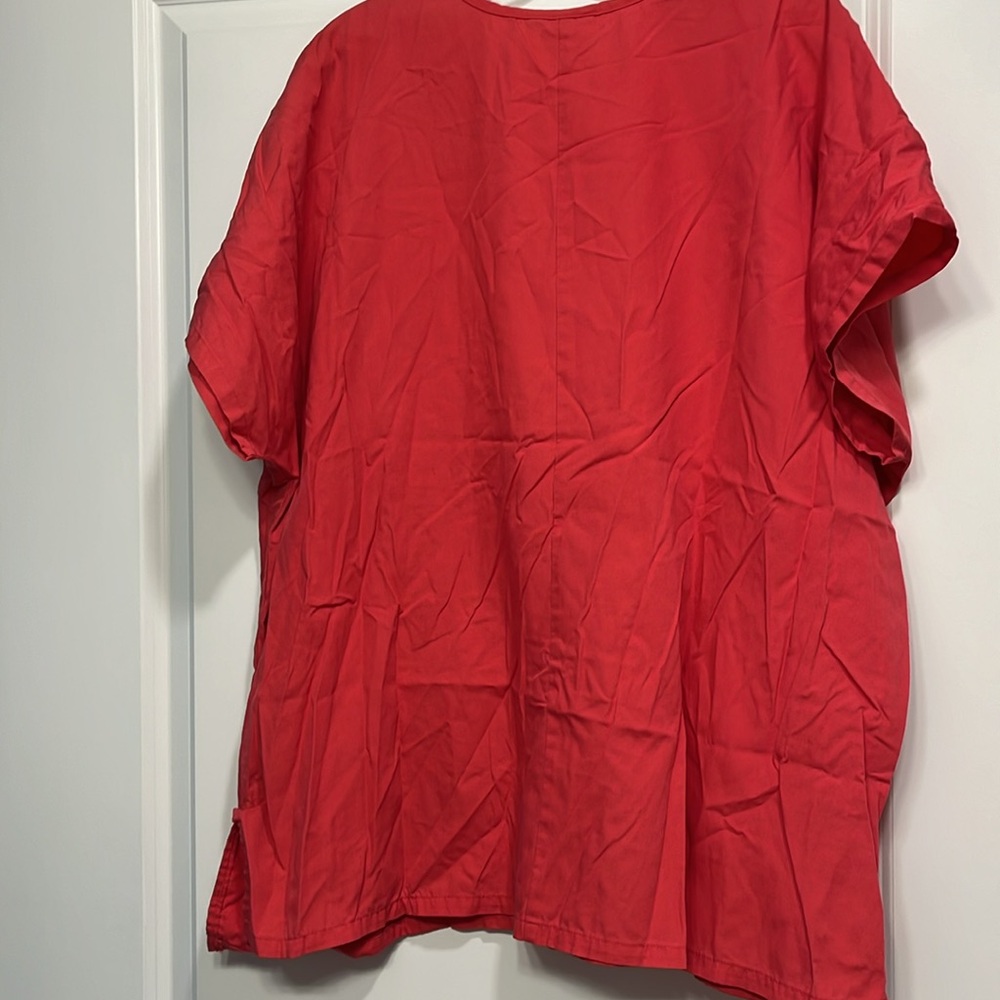 Scrub Top - Picture 2 of 7